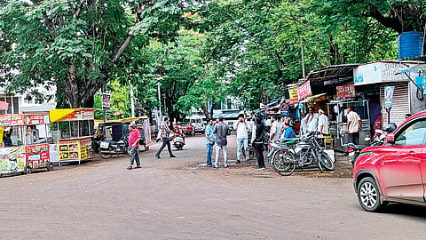 Shops located in RTO office area