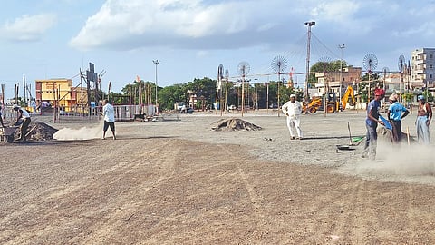 Preparations for the palanquin ceremony are in full swing in Lonandnagar