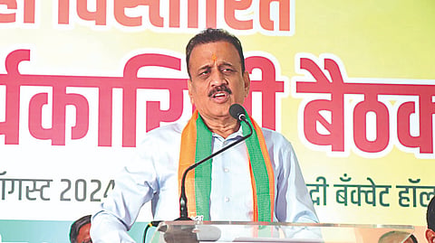 Girish Mahajan, BJP meeting