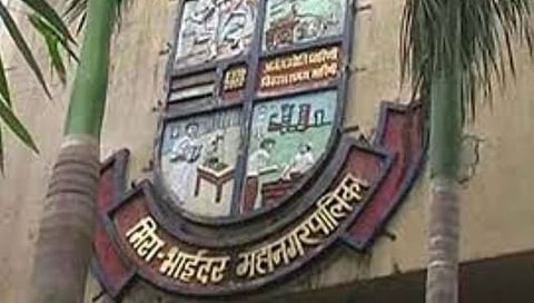Public toilet water issue