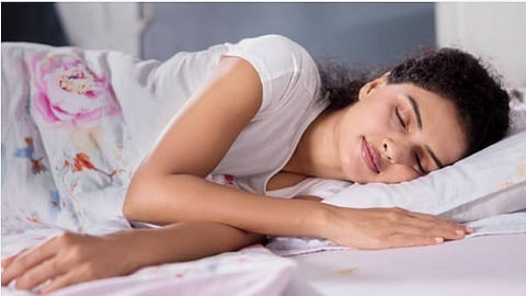 effects of sleeping after eating