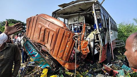 Beed Accident