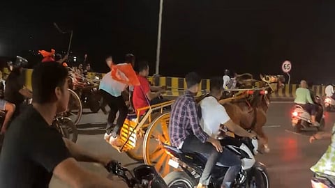 मुंबई-अहमदाबाद महामार्ग