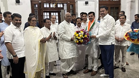 Kapil Patil joined Congress