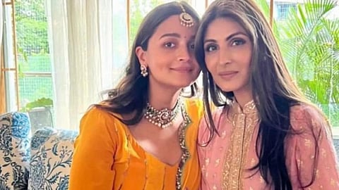 Alia Bhatt | आलिया म्हणते, रिद्धिमा गॉसिप क्वीन