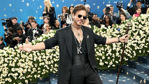 image of Shahrukh Khan at met gala 2025