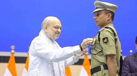 Amit Shah in BSF Ceremony | जोपर्यंत सीमेवर बीएसएफची तैनाती, तोपर्यंत पाकिस्तानी सैन्य एक इंचही पुढे येऊ शकत नाही