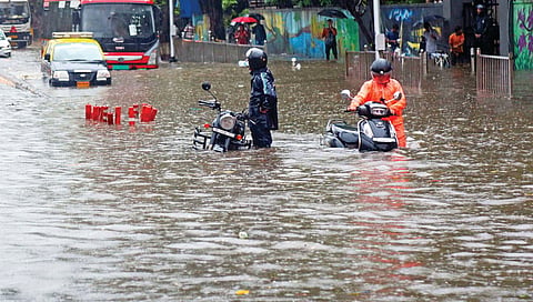 heavy rain in mumbai