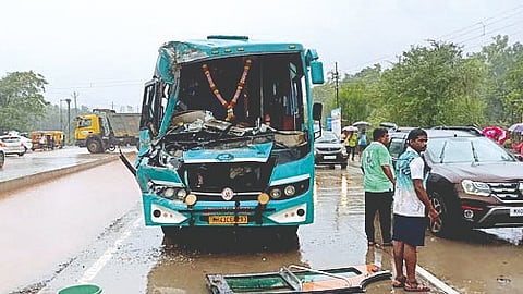 Ratnagiri bus accident