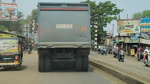 Unregistered Heavy Vehicles in Bhandara