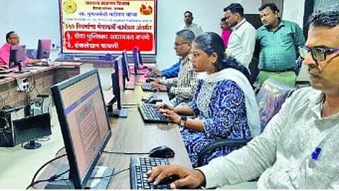 E-Governance : 'ई-गव्हर्नन्स'साठी पुढचे पाऊल, जिल्हा परिषदेच्या २०८ कर्मचाऱ्यांनी दिली चाचणी