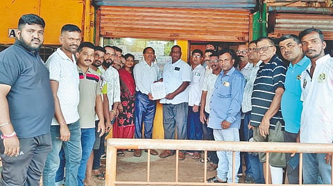 Banda Electricity Department Protest