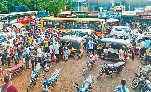 Vaibhavwadi Market Clash