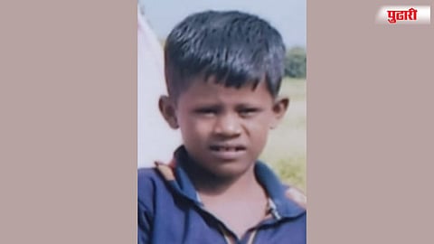 Kej Taluka Accident | रेडा आडवा आल्याने पिकअप टेम्पो उलटला; मुलगा ठार, वडील जखमी