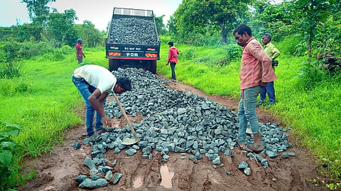 डोंबिवली (ठाणे) :