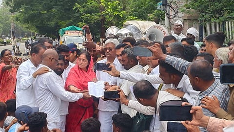 जळगाव