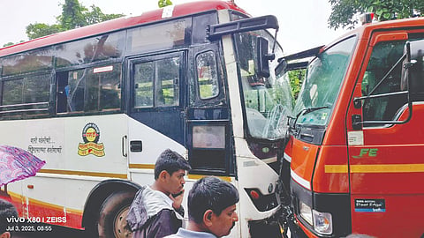 Vengurle Accident