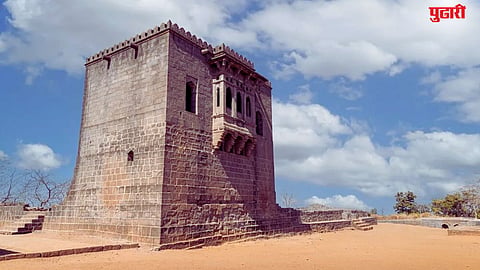 Shivneri Fort