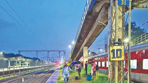 Sawantwadi Railway Issue