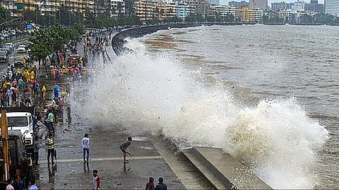 High tide warning Mumbai