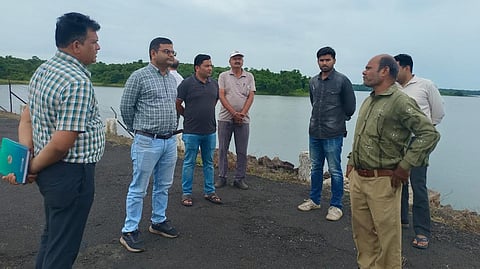 Irai Dam Water Level Inspection