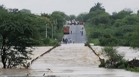 Udgir Nilanga highway closed