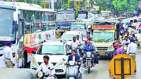 Shivshahi Bus