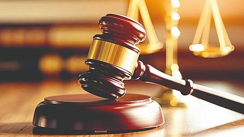 मुंढवा जमीन गैरव्यवहारात आरोपींविरुद्ध अजामीनपात्र गुन्हा