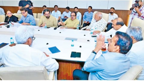 Satara gazetteer |