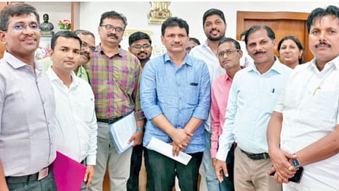NHM staff strike |