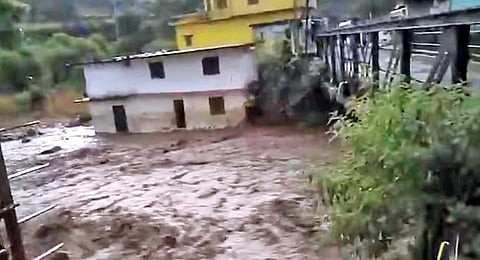 uttarakhand chamoli district cloudbursts cause destruction