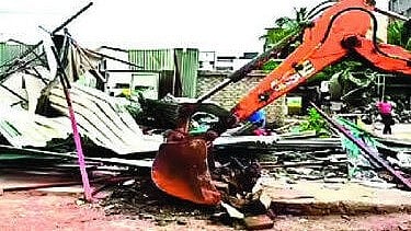 Thane Illegal Construction : तीन महिन्यात 264 अनधिकृत बांधकामांवर हातोडा