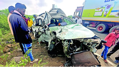 Dharashiv Accident