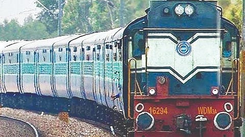 Kolhapur Kalaburagi Train: कोल्हापूर ते कलबुर्गी दरम्यान विशेष रेल्वे