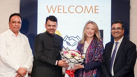 राज्य सरकारने आज (दि. ५) स्टारलिंक सॅटेलाइट कम्युनिकेशन्स प्रायव्हेट लिमिटेडसोबत लेटर ऑफ इंटेंट (LoI) वर स्वाक्षरी केली.