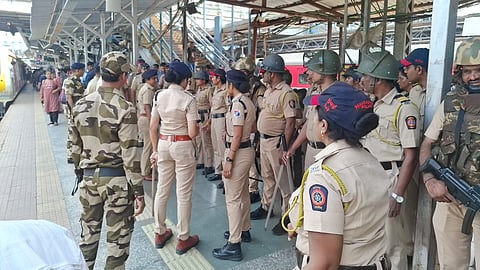 Thane railway station high alert