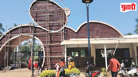 Jijau Udyan Ticket Issue