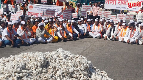 Shiv Sena Rasta Roko protest