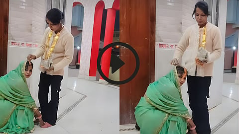 Two Girls got married to each other video goes viral