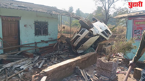 Mahad car accident