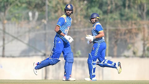 Vijay Hazare Trophy : कर्नाटक चौथ्यांदा उपांत्य फेरीत, मुंबईचा उडवला धुव्वा; पडिक्कल-नायरची फटकेबाजी