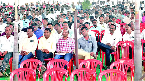 Nanded News : निवडणूक प्रशिक्षणास ५४ अधिकाऱ्यांची दांडी
