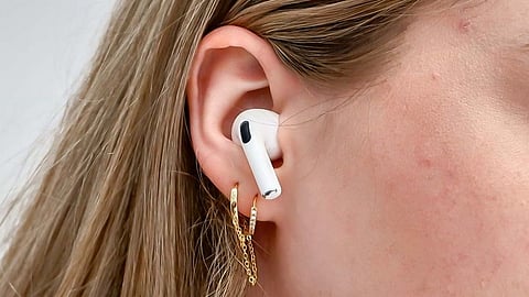 Headphone ear damage |