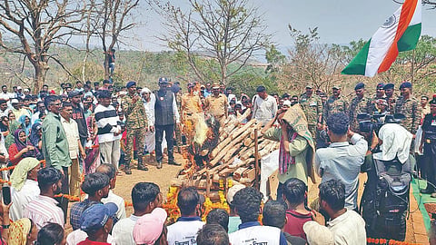Balkrishna Nikam martyr: शहीद जवान बाळकृष्ण निकम यांच्यावर अंत्यसंस्कार