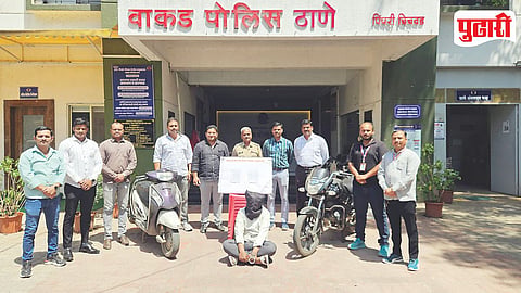 Pimpri Traffic Warden Chain Snatching