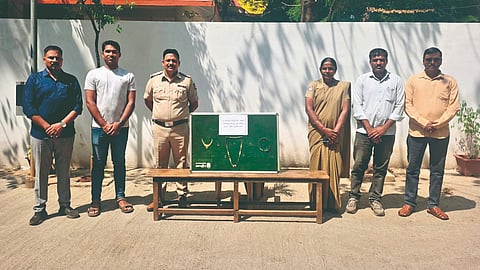 Belgaum stolen gold seized: चोरीचे १७ लाखांचे सोने जप्त