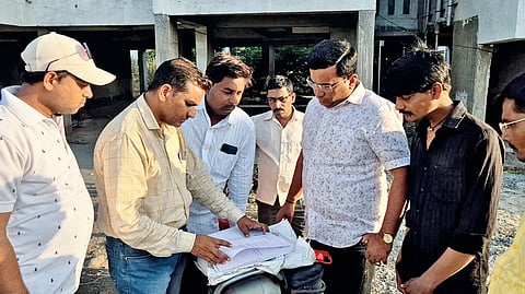 Pandharpur news: पंढरपुरातील पंतप्रधान आवास योजना रखडली