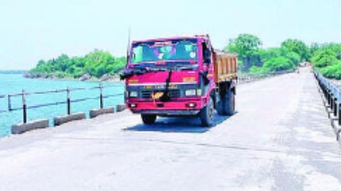 Illegal Sand Transportation