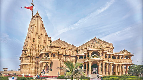Somnath Temple | सोमनाथ : अखंड श्रद्धेचे महापर्व