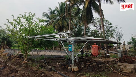 Solar panel damage by unseasonal rain | अवकाळी पावसाचा जोरदार तडाखा; लाखो रुपयांची सौर ऊर्जा पॅनेल उडाली